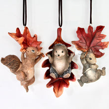 Load image into Gallery viewer, Woodland Animals on Leaves
