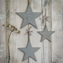 Load image into Gallery viewer, Distressed Grey Wooden Star Set
